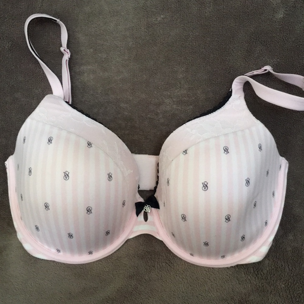 Brand new Victoria’s Secret Bra 34DDD